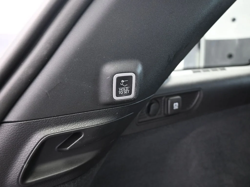 2023 Jeep Grand Cherokee Overland - Photo 45