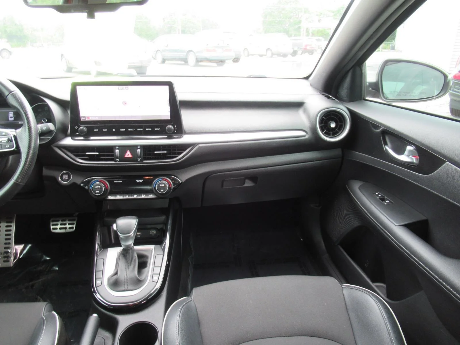 Used 2022 Orange Kia GT-Line image 14