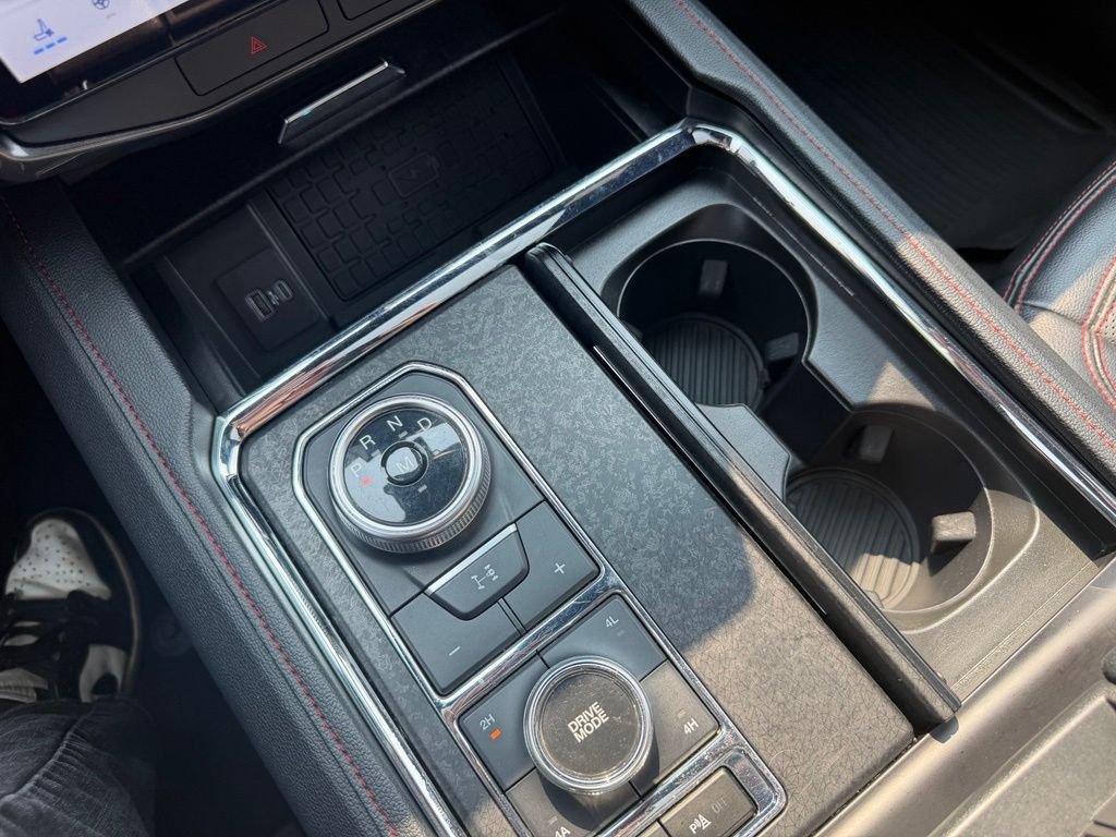 Used 2023  Ford Limited image 47