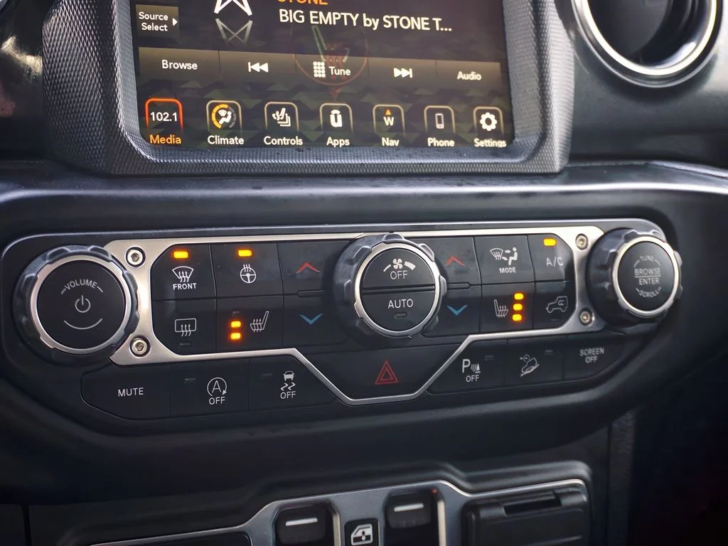 2020 Jeep Wrangler Unlimited Sahara Altitude - Photo 27