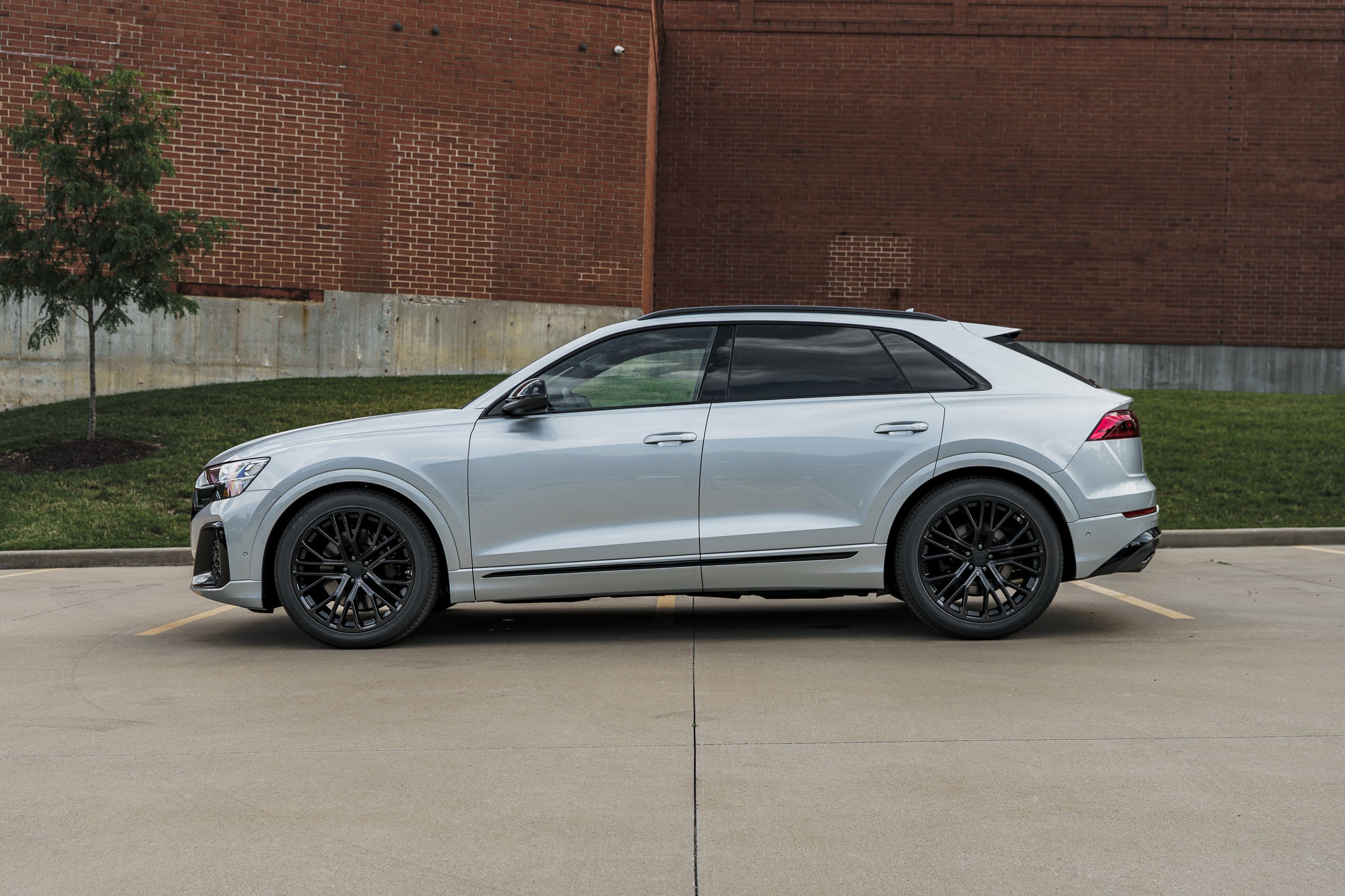 New 2026 SATELLITE SILVE Audi Prestige image 6