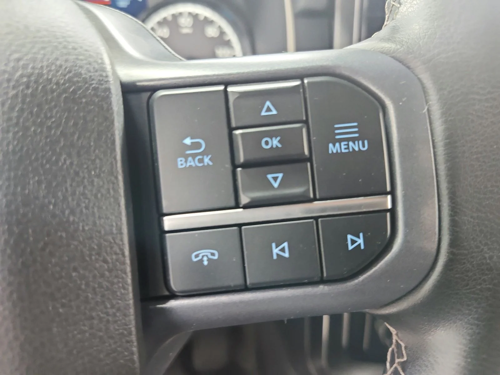 Used 2023 White Ford XLT image 25