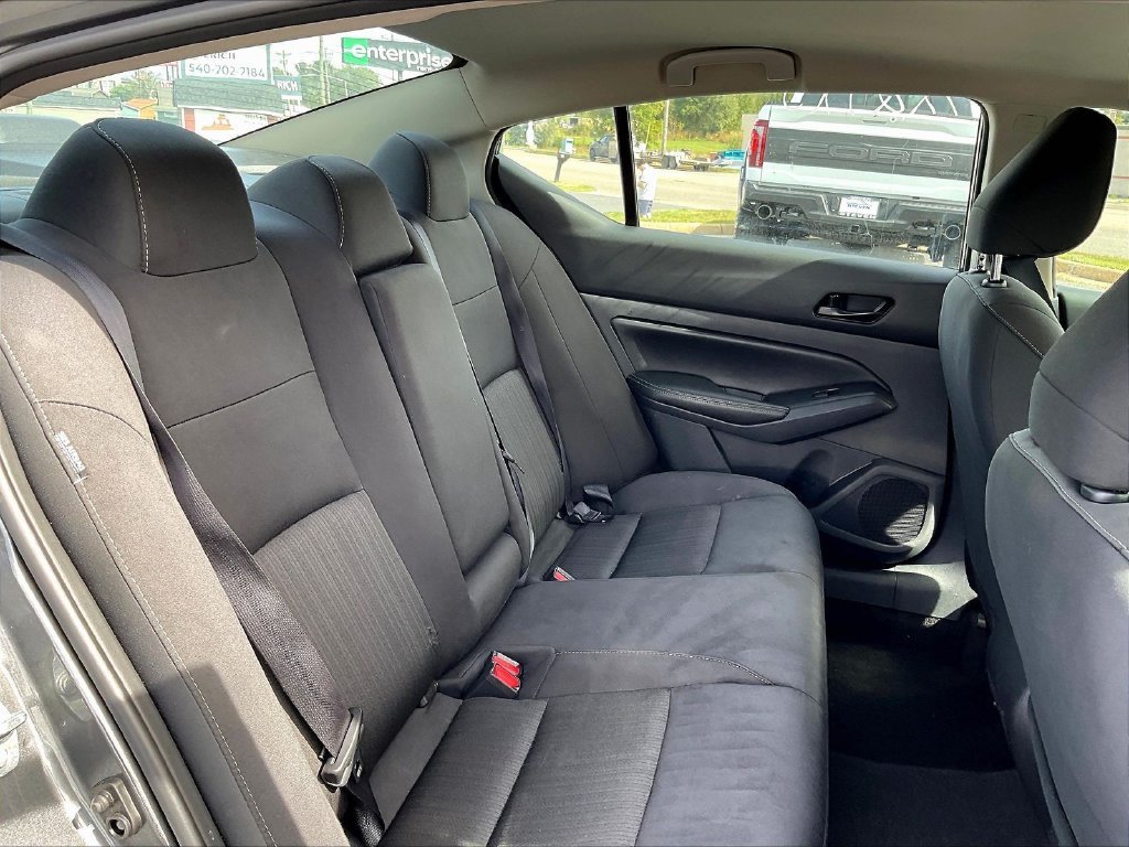 Used 2025 Gray Nissan 2.5 SV image 6