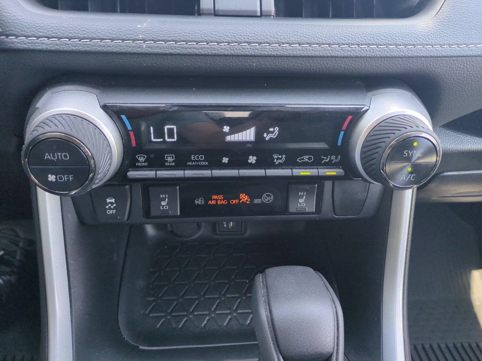 Used 2024 Blueprint Toyota Hybrid XLE image 28