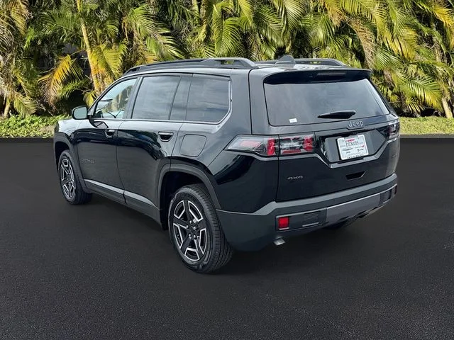 New 2026 Diamond Black Crystal Pearlcoat Jeep Laredo image 3