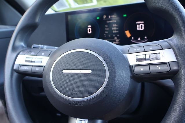 2024 Hyundai Kona SE - Photo 13