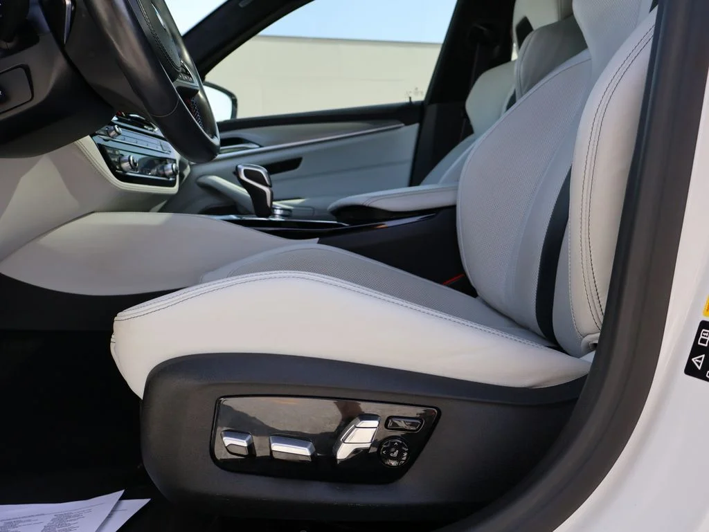 Used 2023 Alpine White BMW Base image 41