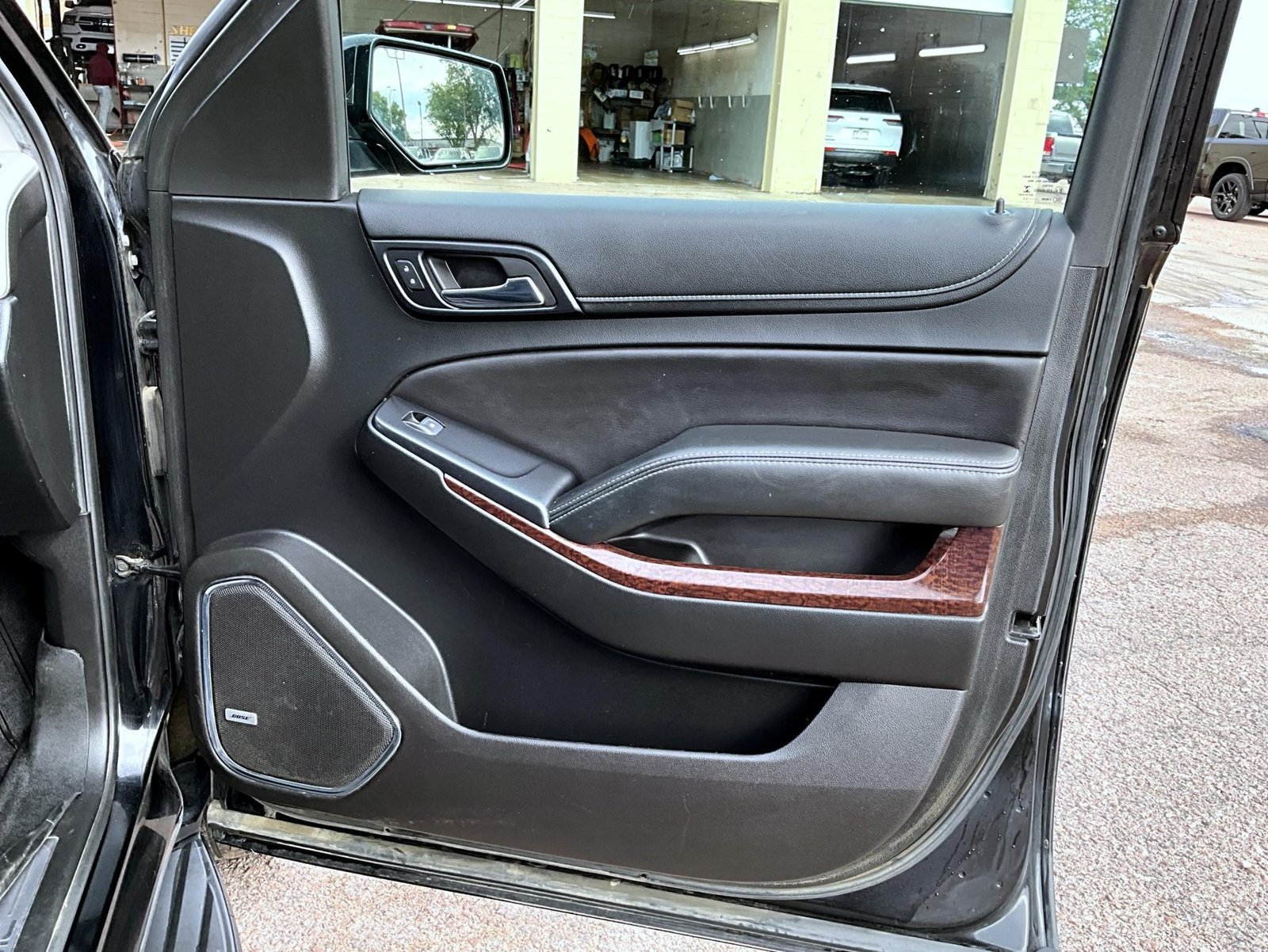 Used 2018 Black GMC SLT image 18