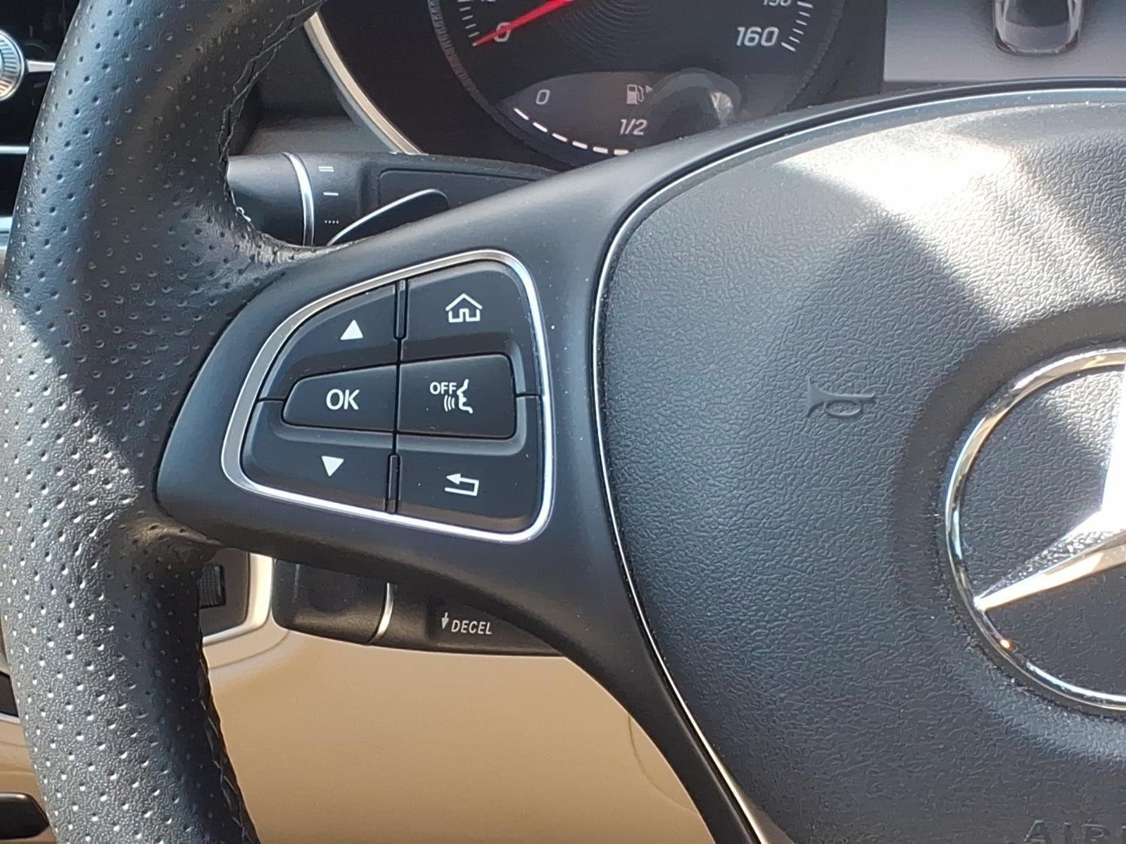 Used 2018 Lunar Blue Metallic Mercedes-Benz C 300 image 20