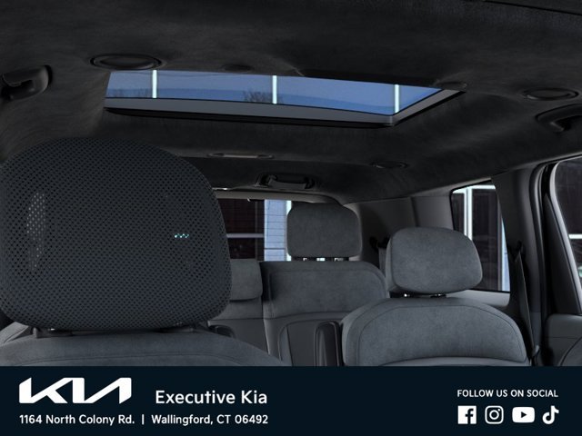 New 2027 Black Kia  image 27