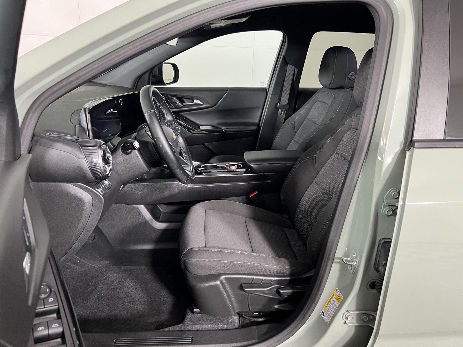 Used 2025 Cacti Green Chevrolet AWD LT image 14