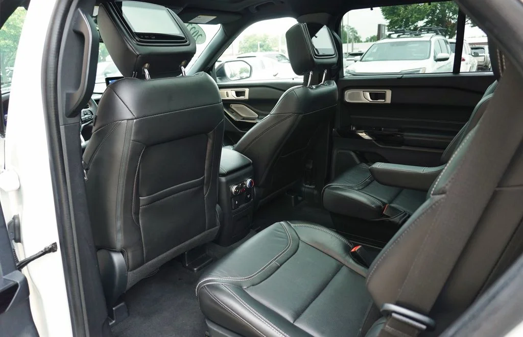Used 2022 White Ford ST image 25