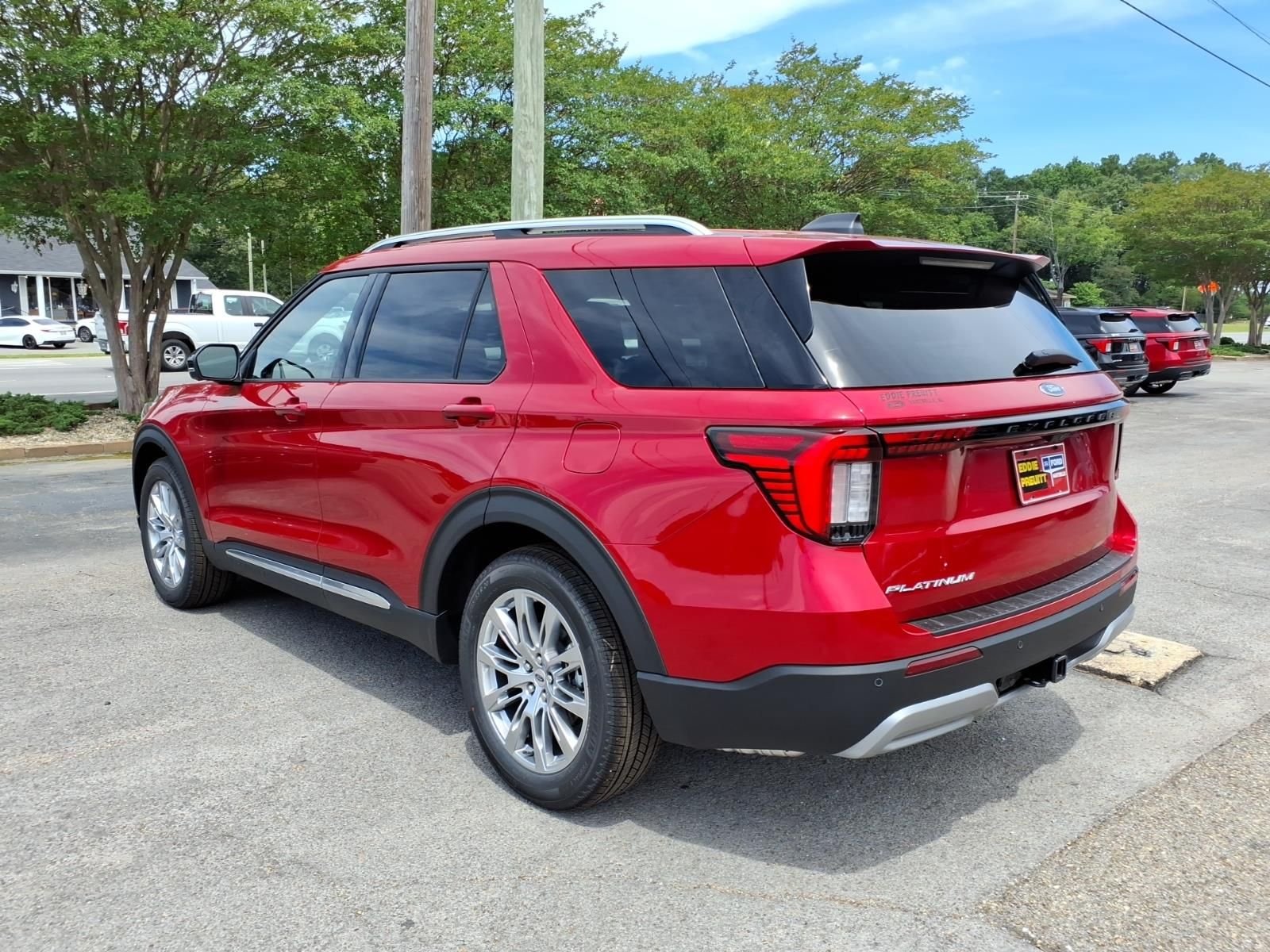 New 2026 Rapid Red Metallic Tinted Clearcoat Ford Platinum™ image 3