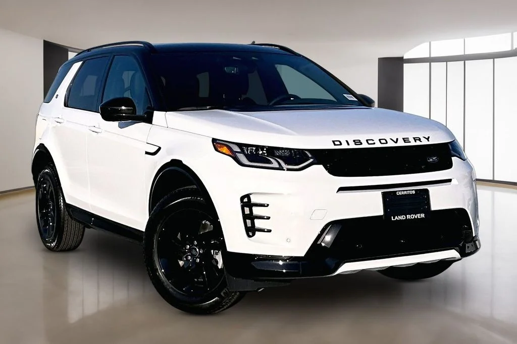 New 2026 White Land Rover Landmark image 2