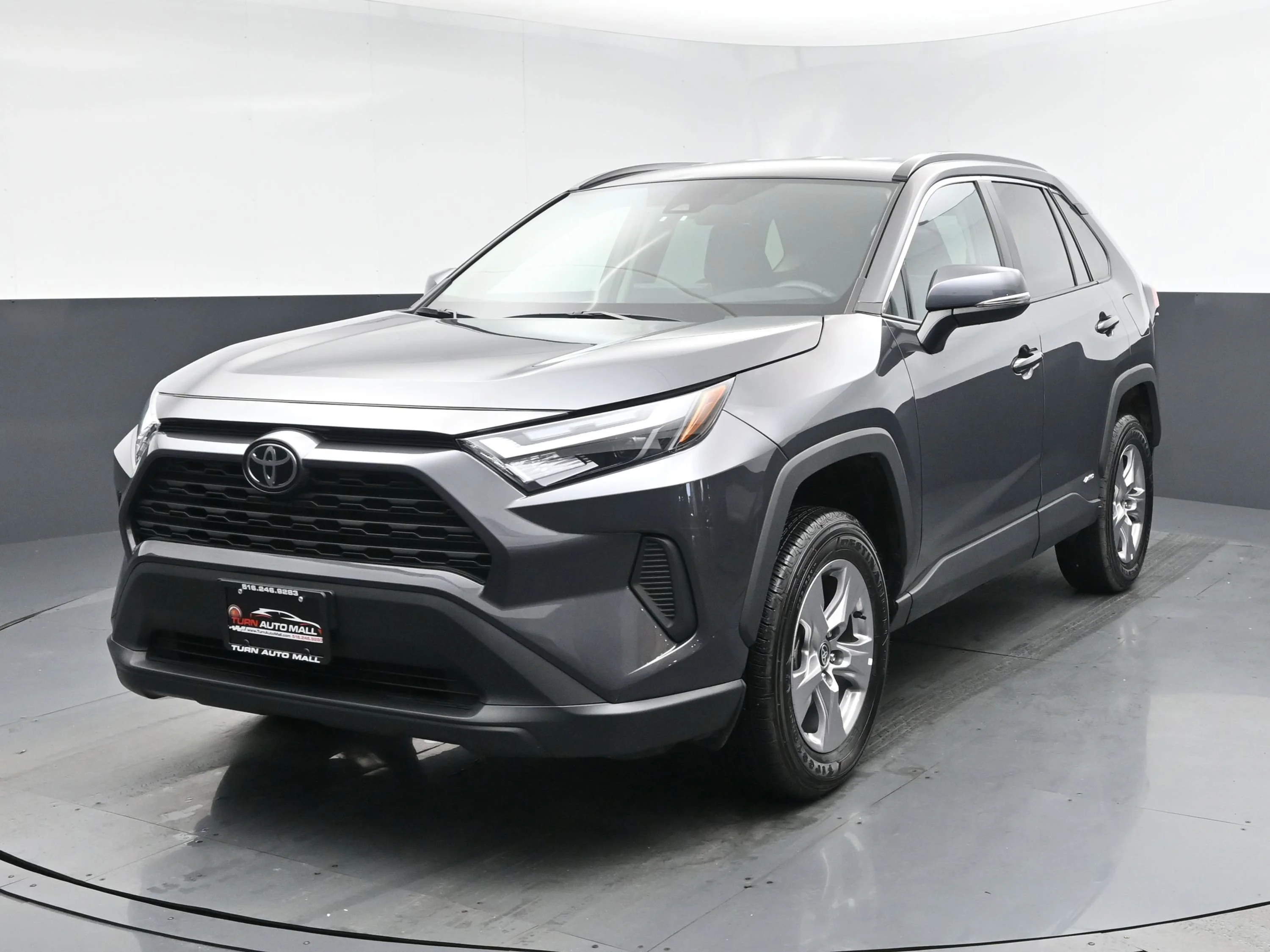 2025 Toyota RAV4 Hybrid XLE AWD's photo