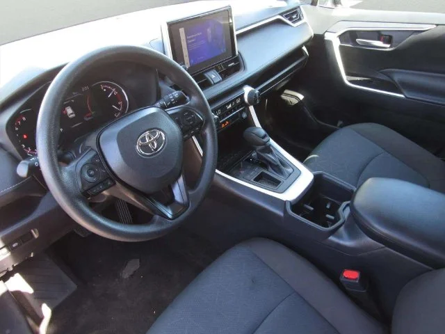Used 2025 Midnight Black Metallic Toyota XLE image 15
