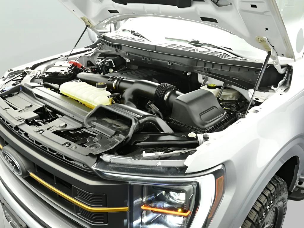 Used 2023 Iconic Silver Metallic Ford Tremor image 29