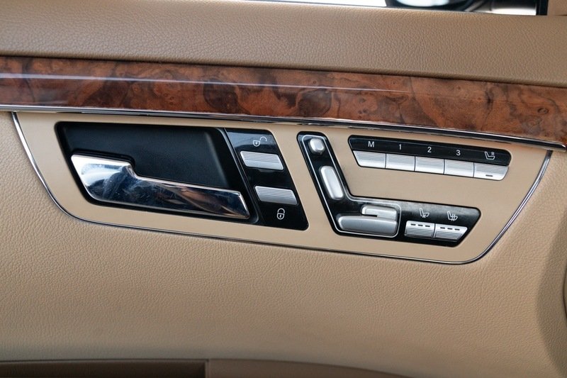 Used 2008  Mercedes-Benz S 550 image 56