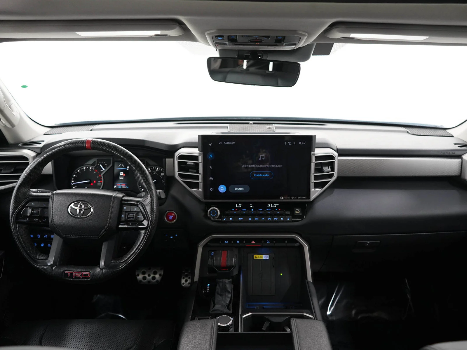 Used 2022  Toyota Limited image 14