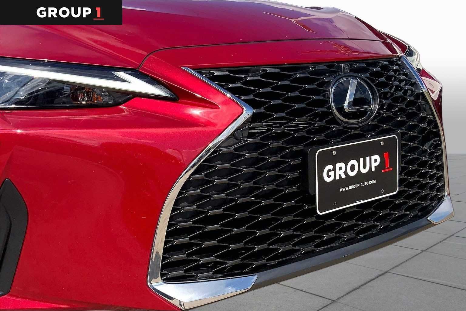 Used 2023 Matador Red Mica Lexus  image 57