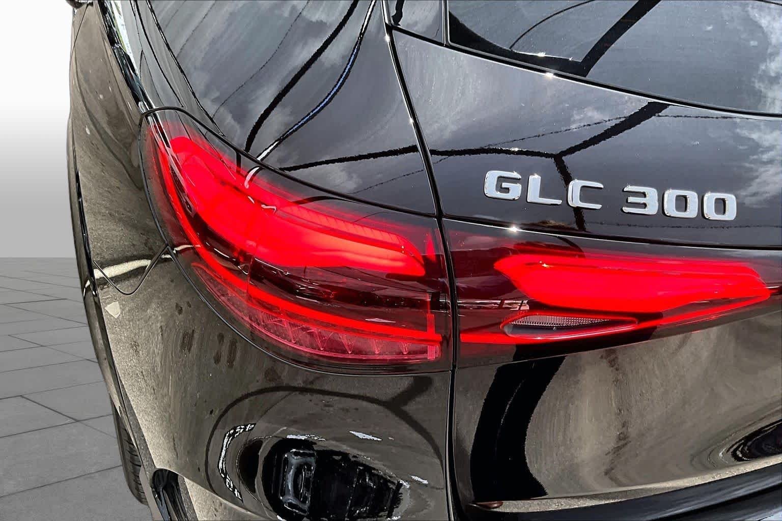 Certified Used 2026 Black Mercedes-Benz GLC 300 image 29