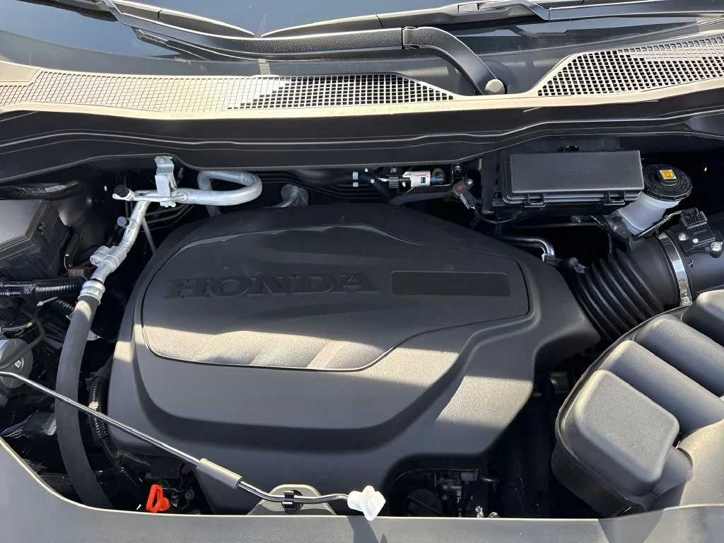 Used 2025 Black Honda RTL image 32