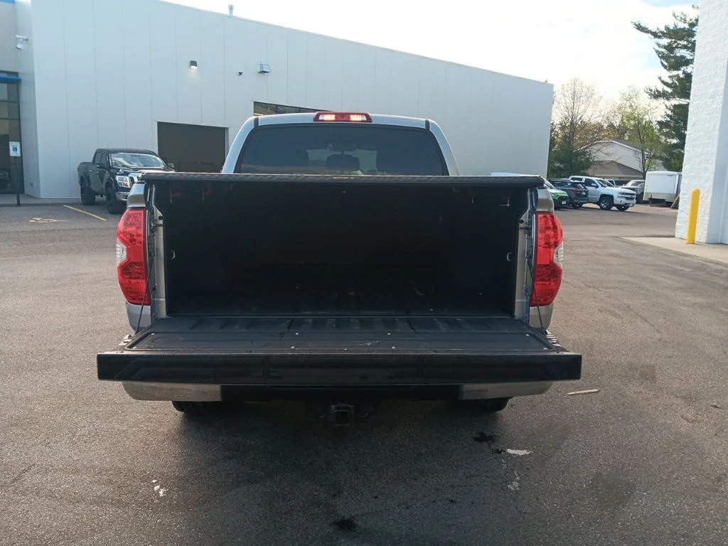 Used 2016 Silver Sky Metallic Toyota SR5 image 30