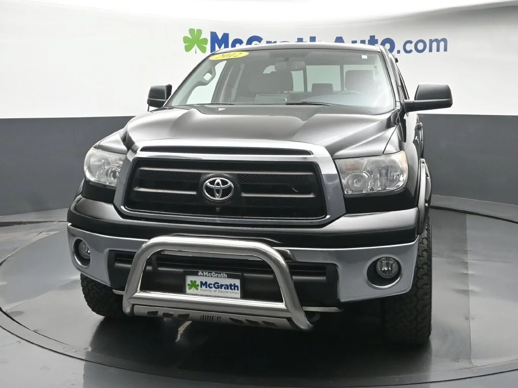 Used 2012 Black Toyota Grade image 21