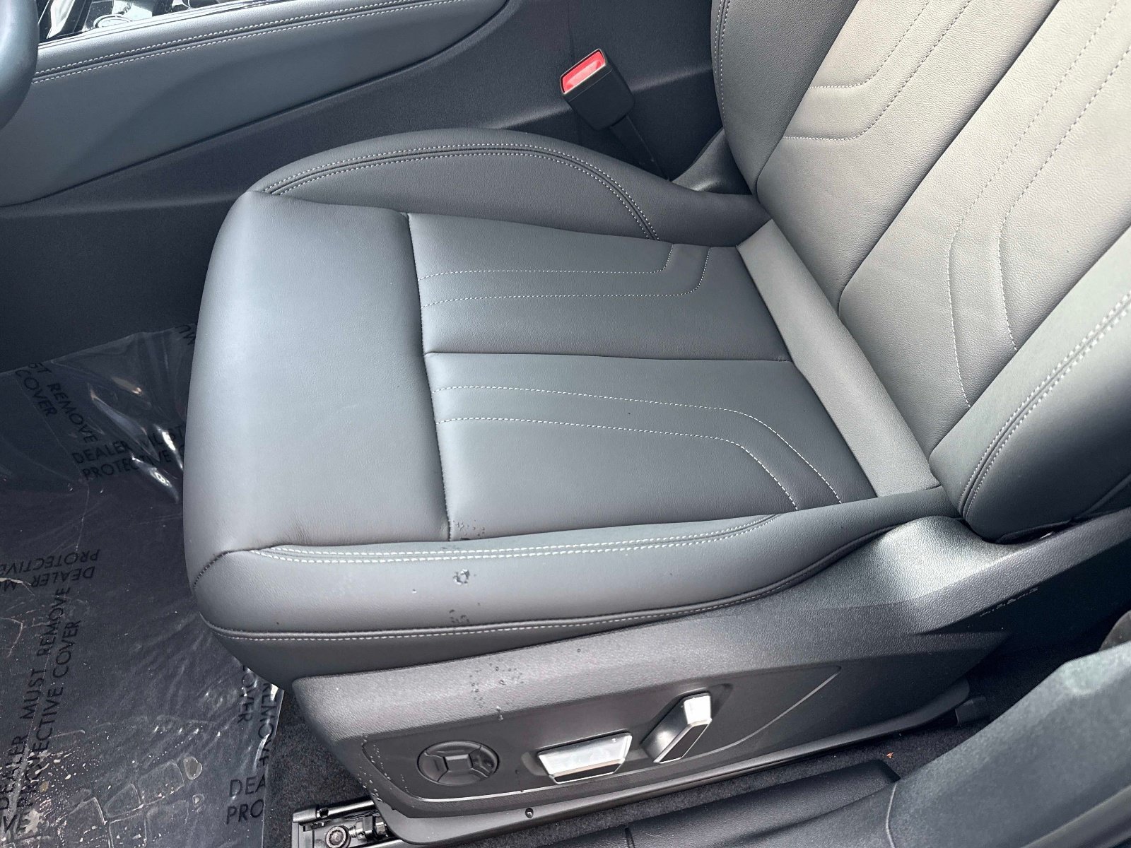 New 2026 Navarra Blue Metallic Audi S line image 18