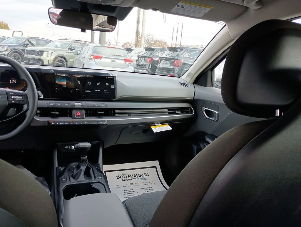 Used 2025 Gray Kia LXS image 11