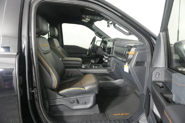New 2026 Agate Black Metallic Ford Tremor® image 33