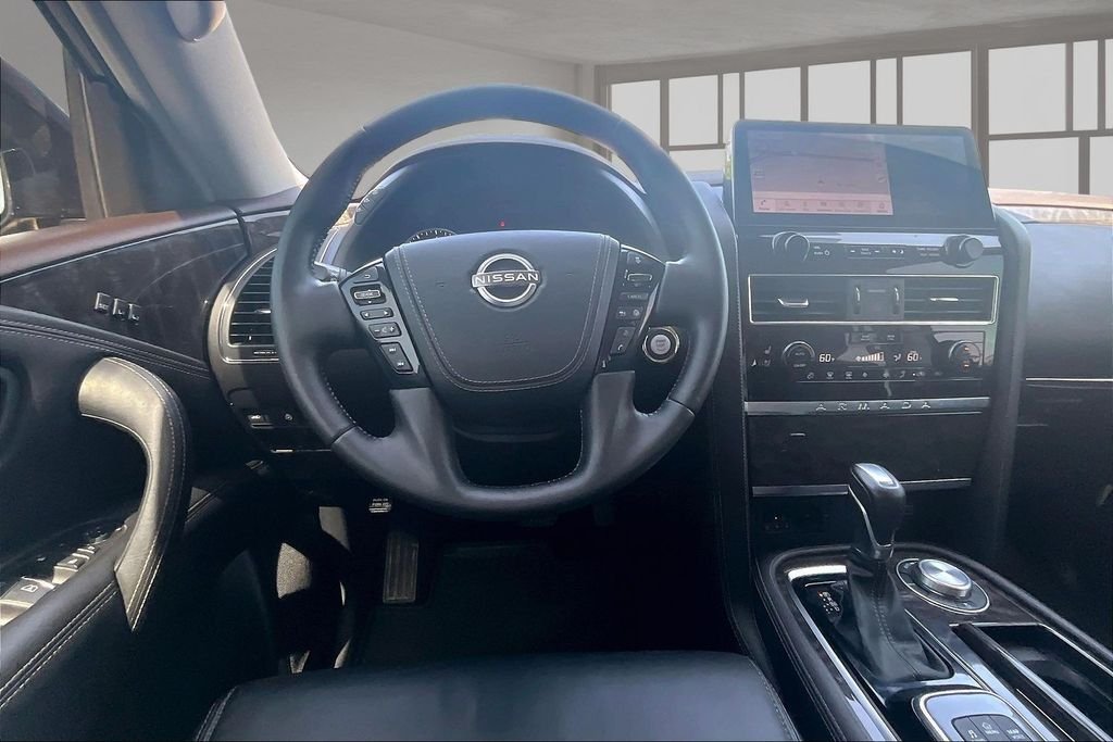 Used 2023 Black Nissan Platinum image 5