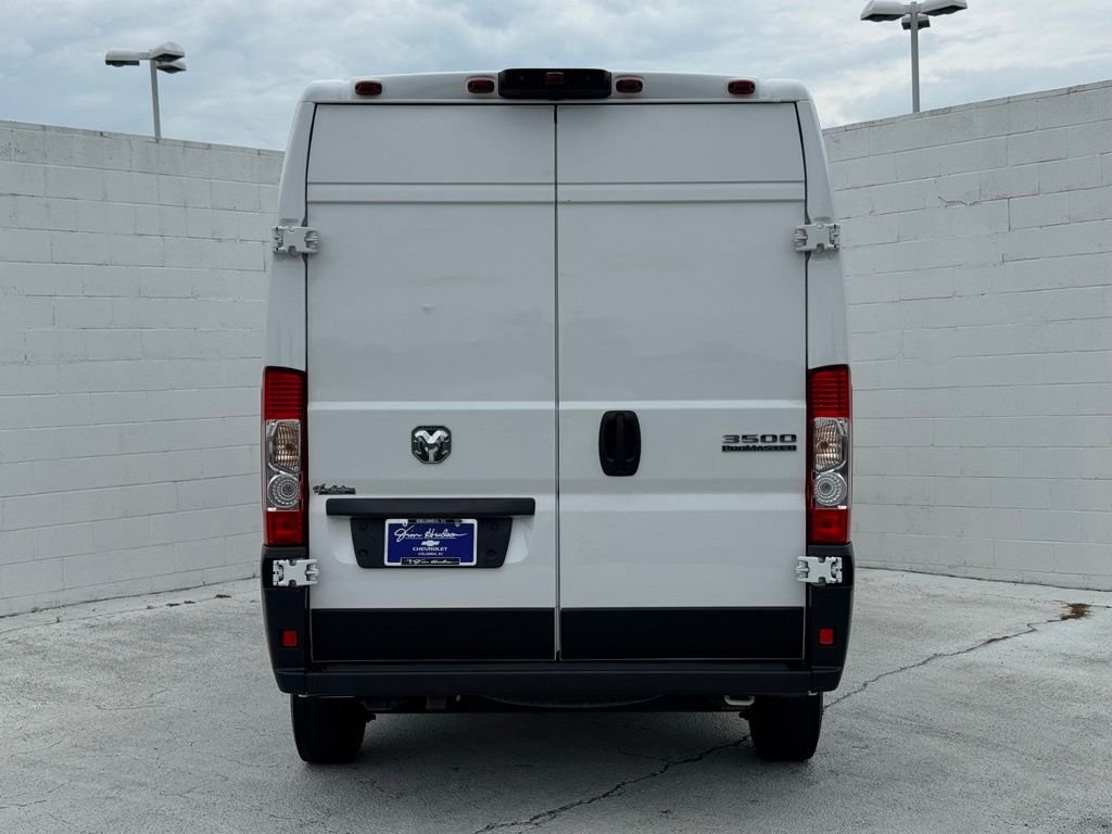 Used 2025 White Ram High Roof image 7