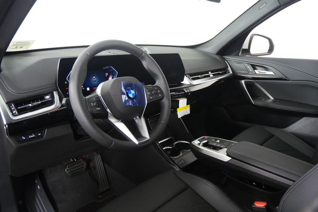 Used 2026 Alpine White BMW xDrive28i image 12