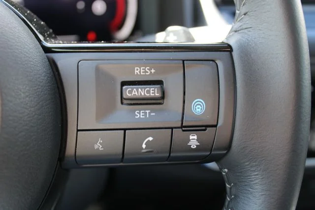 Used 2024 Black Nissan SL image 33