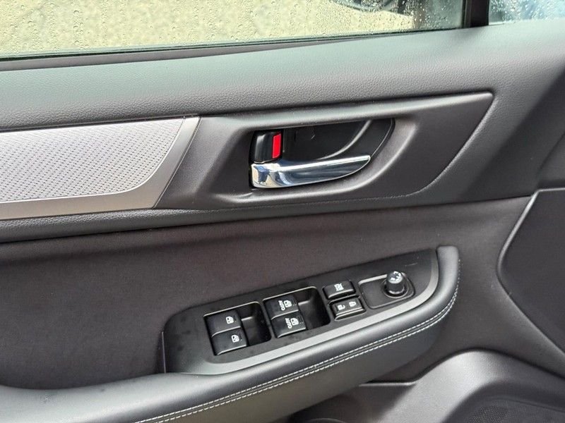 Used 2016 Twilight Blue Metallic Subaru 2.5i image 18
