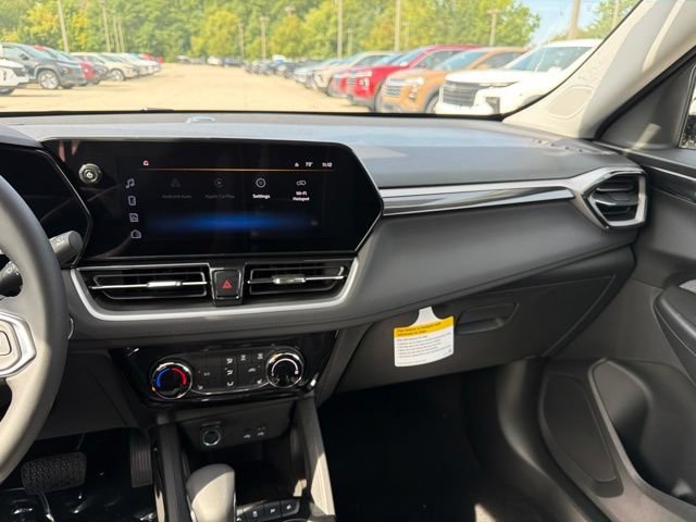 New 2026 Summit White Chevrolet LT image 23