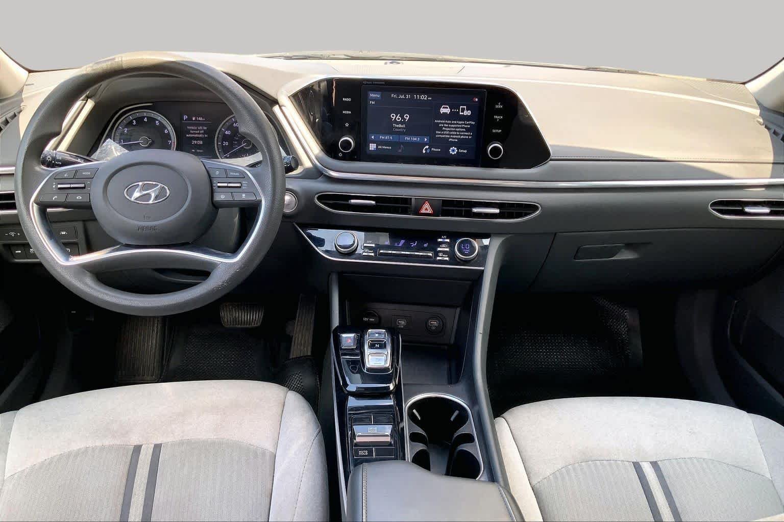 Used 2020 Hampton Gray Hyundai SEL image 15