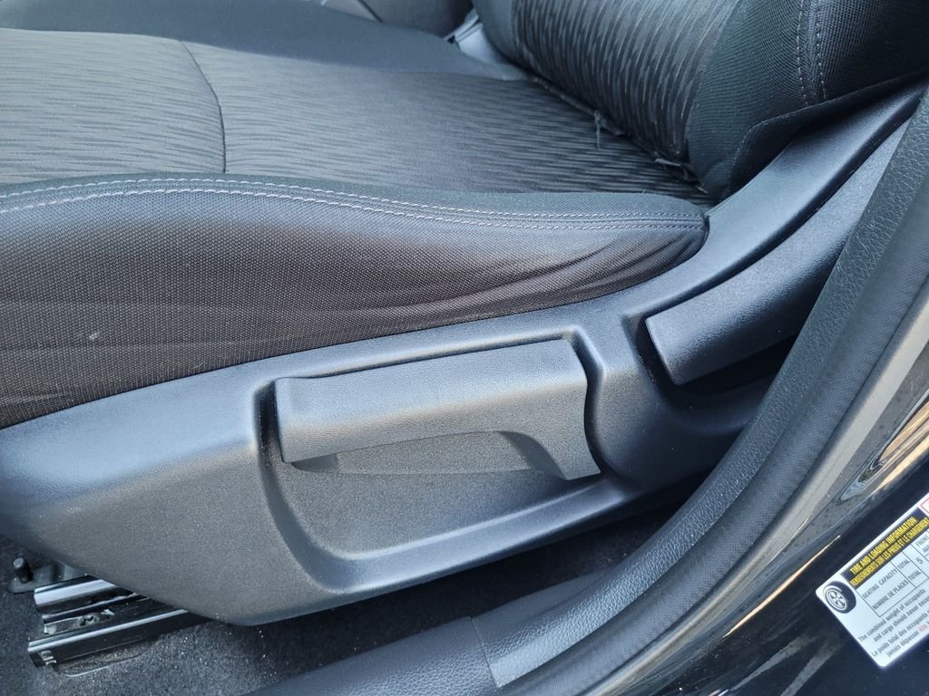 Used 2018 Black Nissan S image 13