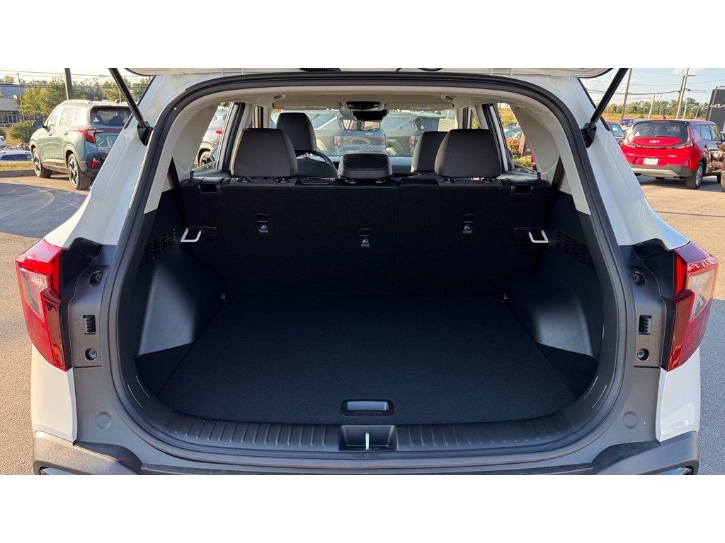 2026 Kia Seltos S photo 4