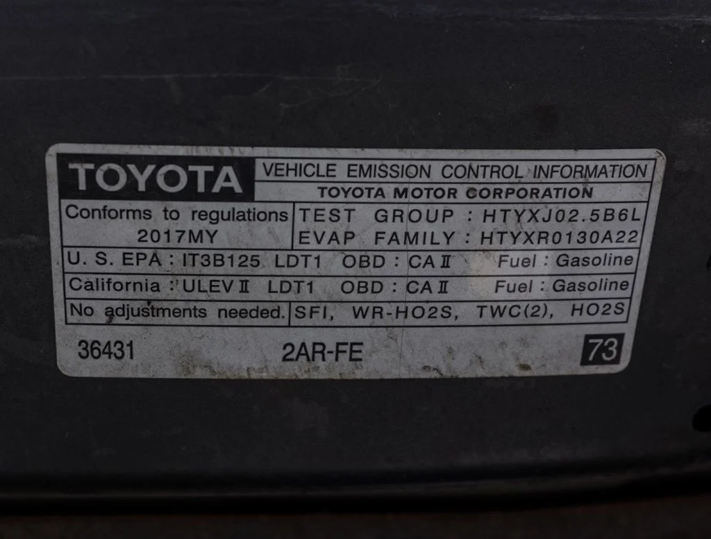 Used 2017 Gray Toyota Limited image 32
