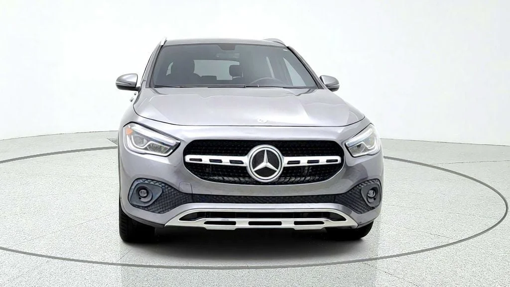 Used 2021 Mountain Grey Metallic Mercedes-Benz GLA 250 4MATIC® SUV w/ Premium Pkg & Heated Front Seats image 2