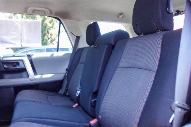 Used 2013 Red Toyota SR5 image 25