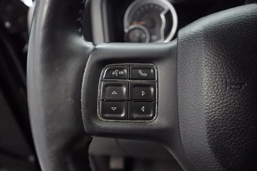 Used 2014 Black Ram Big Horn image 24