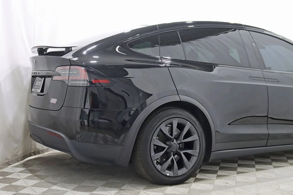 2022 Tesla Model X Plaid