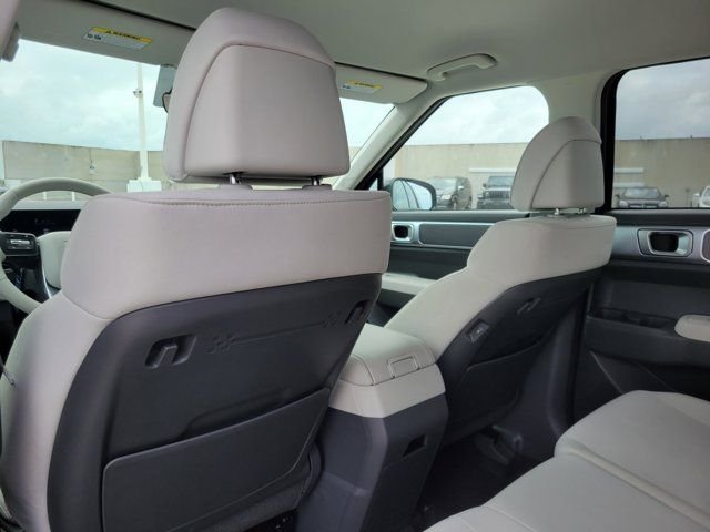 New 2026 Black Hyundai SE FWD image 6