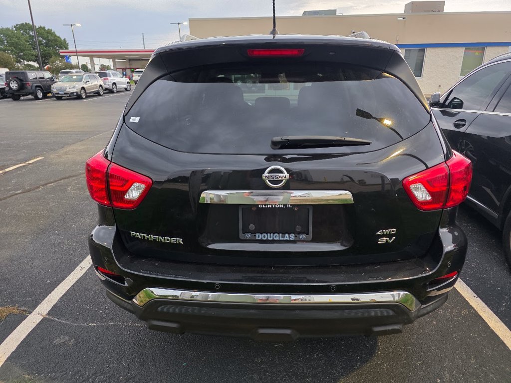Used 2018 Magnetic Black Nissan SV image 3
