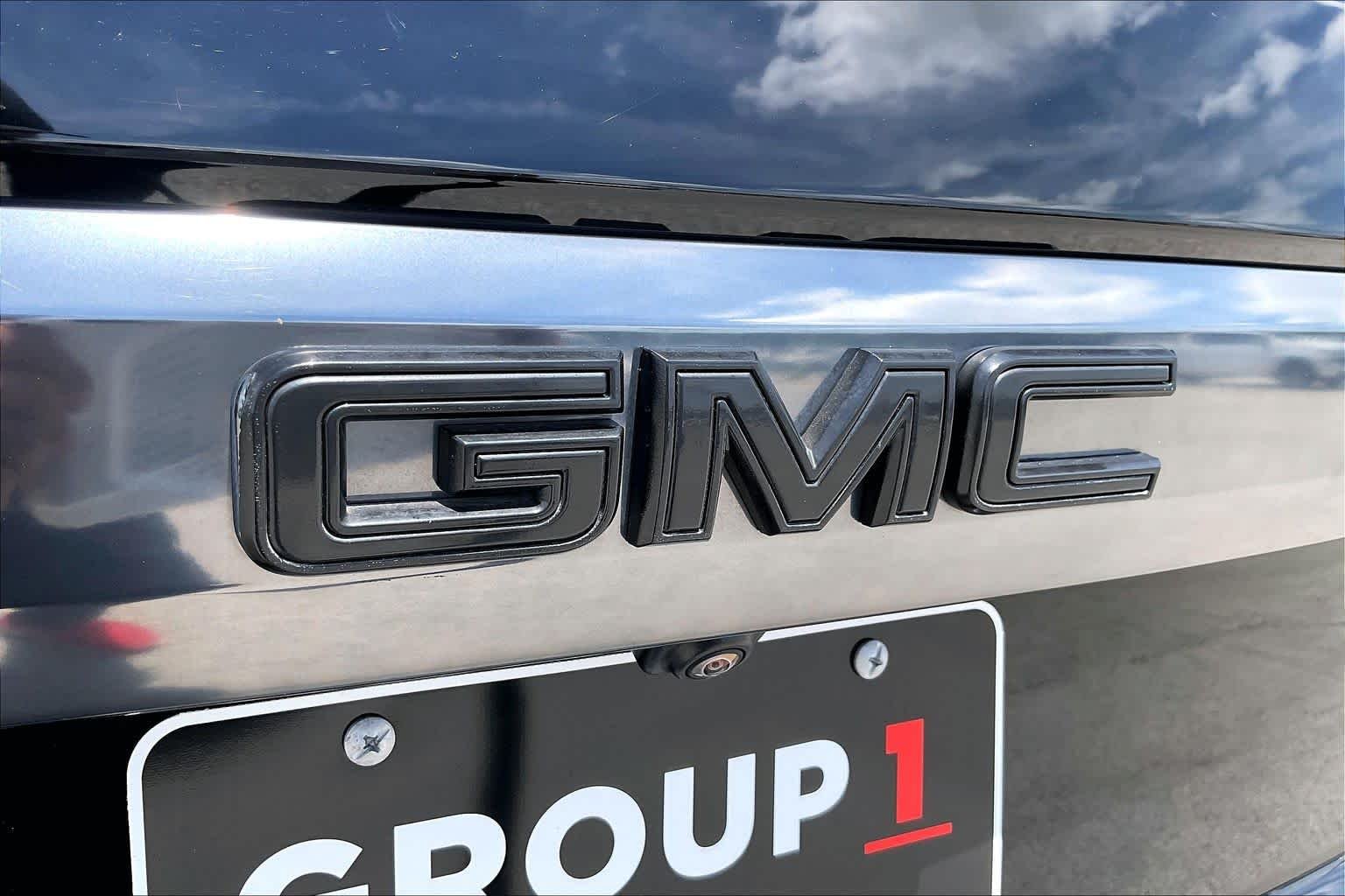 Used 2024 Onyx Black GMC AT4 image 29
