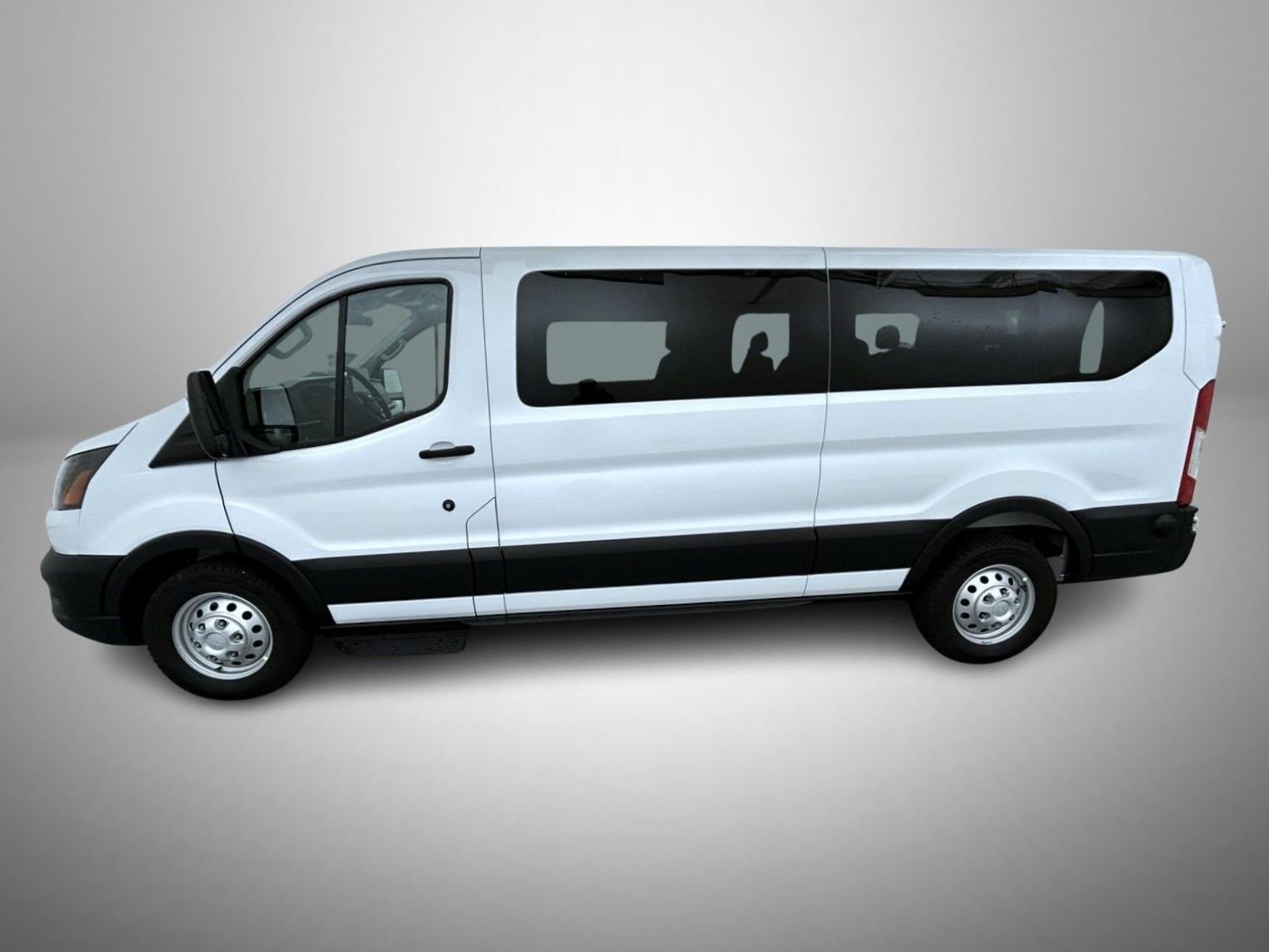 New 2026 Oxford White Ford XL image 8