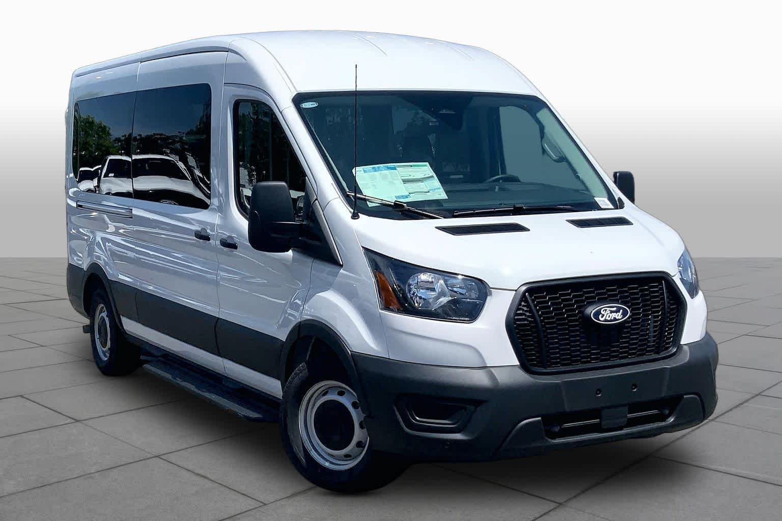 New 2026 Oxford White Ford Passenger Van XL image 2